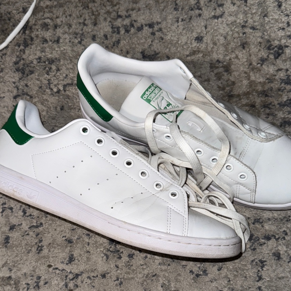 Mens adidas Stan smiths Classic White and Green Sneakers